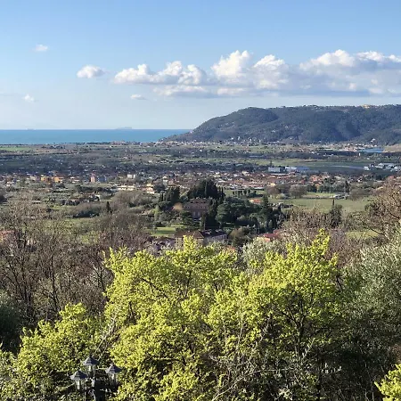 Ca' Bianca Couette-café Fosdinovo
